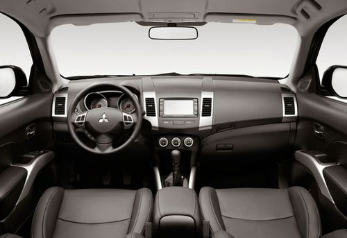 Обзор магнитол для автомобиля Mitsubishi Outlander